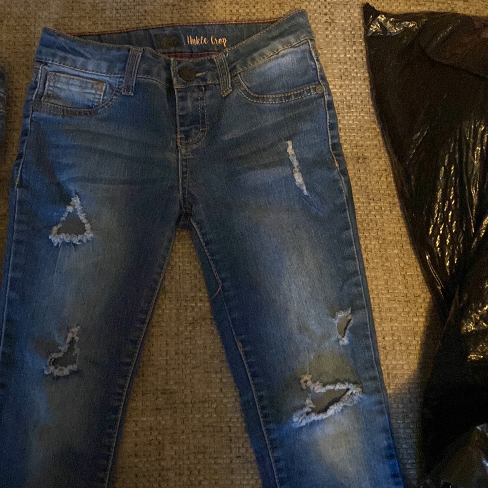 Jeans - Picture 2 of 3